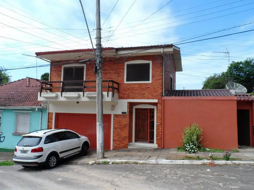 Foto 1 de Casa com 3 Quartos para alugar, 255m² em Guarani, Novo Hamburgo