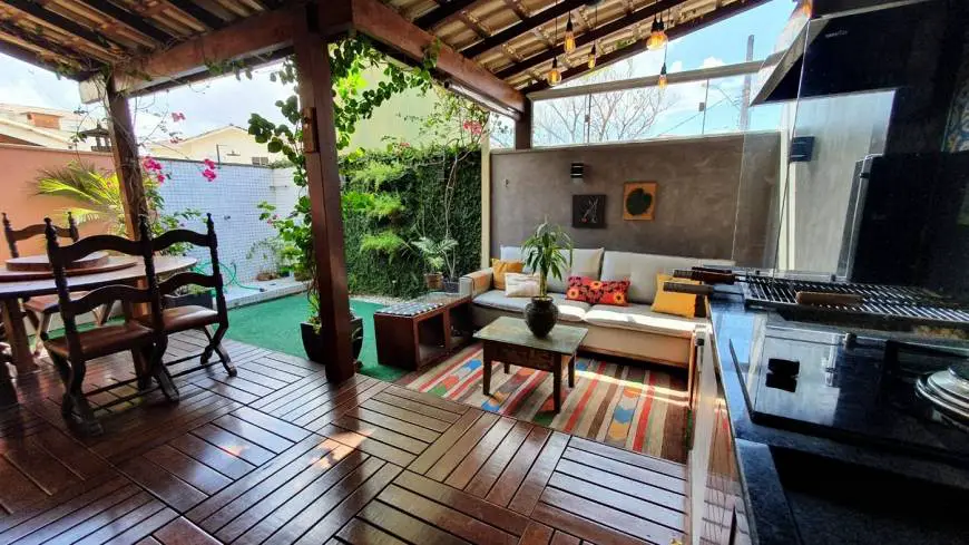 Foto 1 de Casa com 3 Quartos à venda, 93m² em Helio Ferraz, Serra