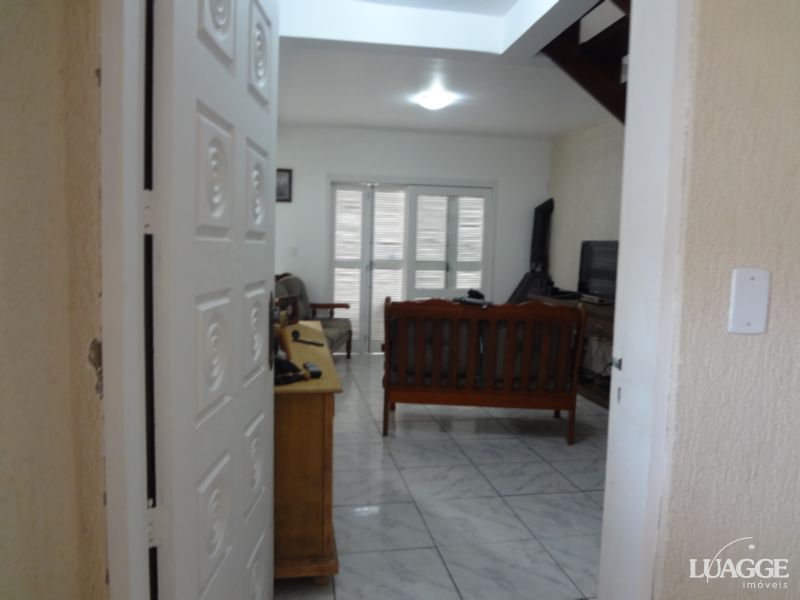 Foto 3 de Casa com 3 Quartos à venda, 120m² em Santa Tereza, Porto Alegre
