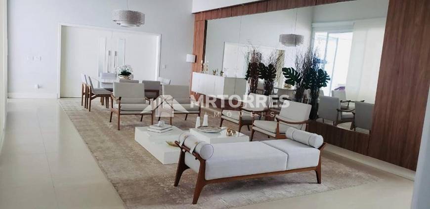 Foto 4 de Casa de Condomínio com 4 Quartos à venda, 452m² em Villagio San Pietro, Valinhos