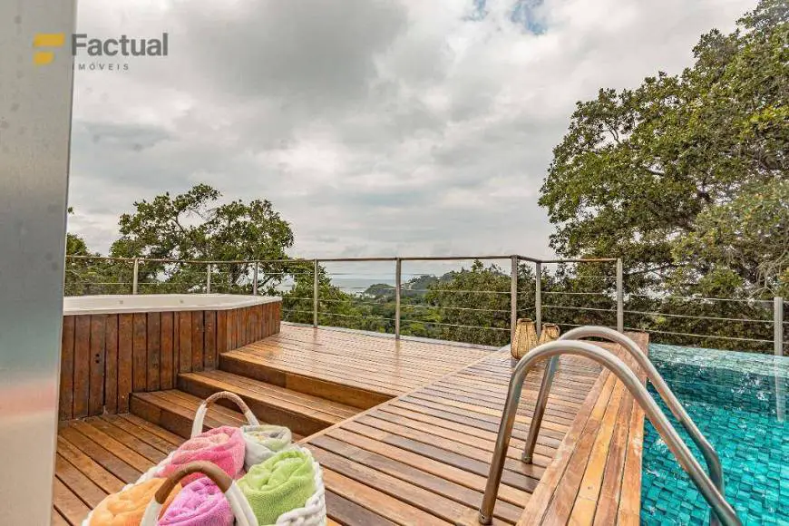 Foto 5 de Casa de Condomínio com 6 Quartos à venda, 800m² em Balneário Praia do Perequê , Guarujá