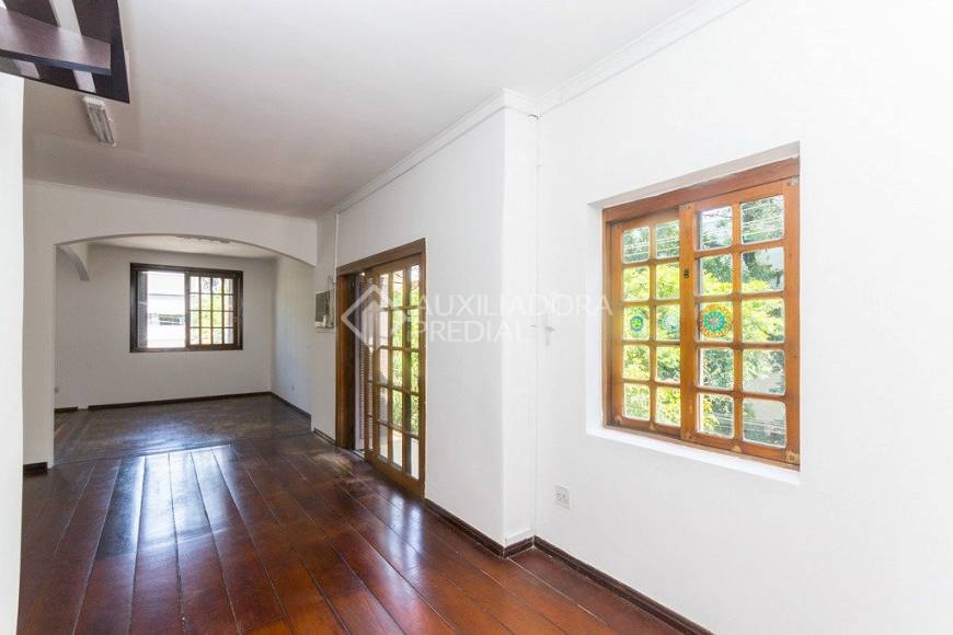 Foto 2 de Apartamento com 1 Quarto para alugar, 69m² em Auxiliadora, Porto Alegre