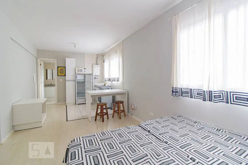 Foto 3 de Apartamento com 1 Quarto para alugar, 39m² em Centro, Curitiba