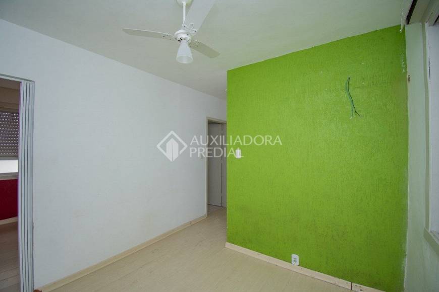 Foto 3 de Apartamento com 1 Quarto para alugar, 36m² em Partenon, Porto Alegre