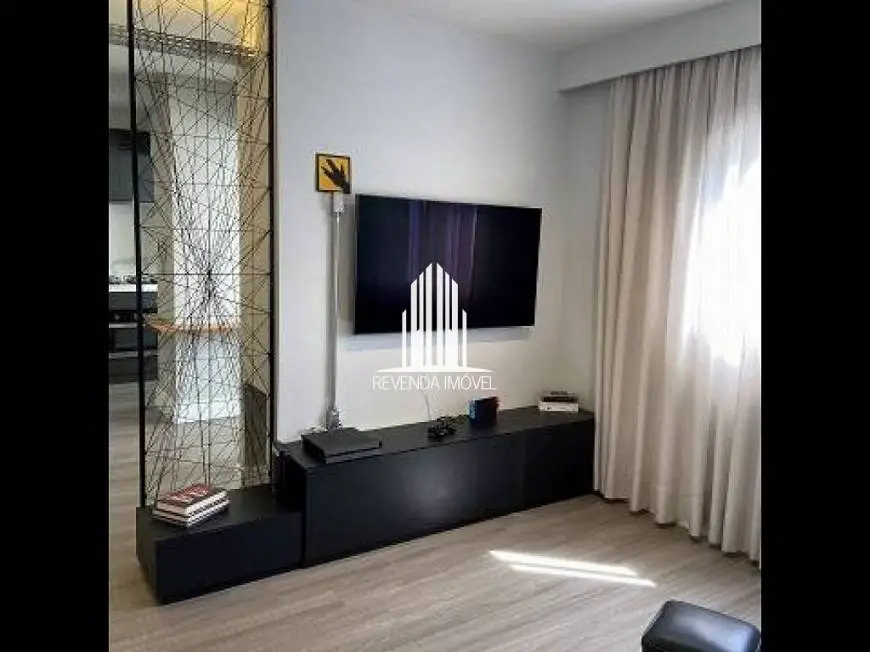 Foto 1 de Apartamento com 1 Quarto à venda, 63m² em Vila Paulista, São Paulo