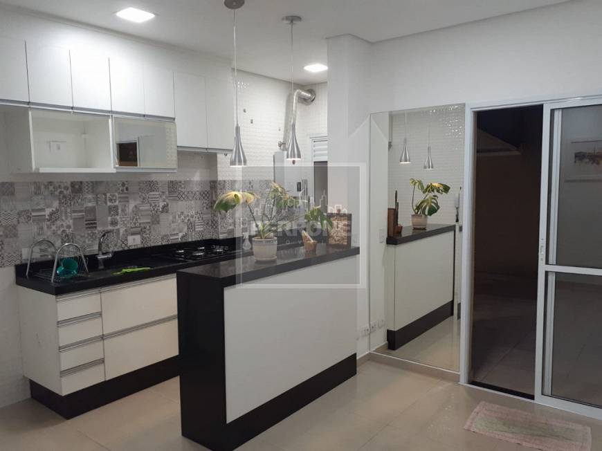 Foto 1 de Apartamento com 1 Quarto para alugar, 89m² em Vila Tolstoi, São Paulo