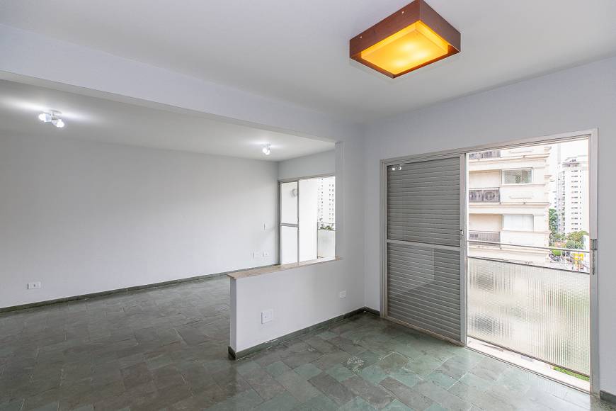 Foto 5 de Apartamento com 2 Quartos para alugar, 107m² em Vila Nova Conceição, São Paulo