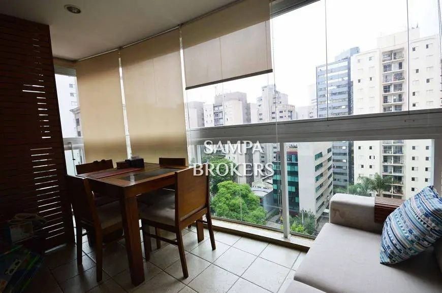 Foto 1 de Apartamento com 2 Quartos à venda, 93m² em Vila Olímpia, São Paulo