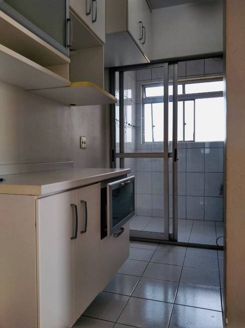 Foto 4 de Apartamento com 2 Quartos à venda, 52m² em Vila Pereira Barreto, São Paulo