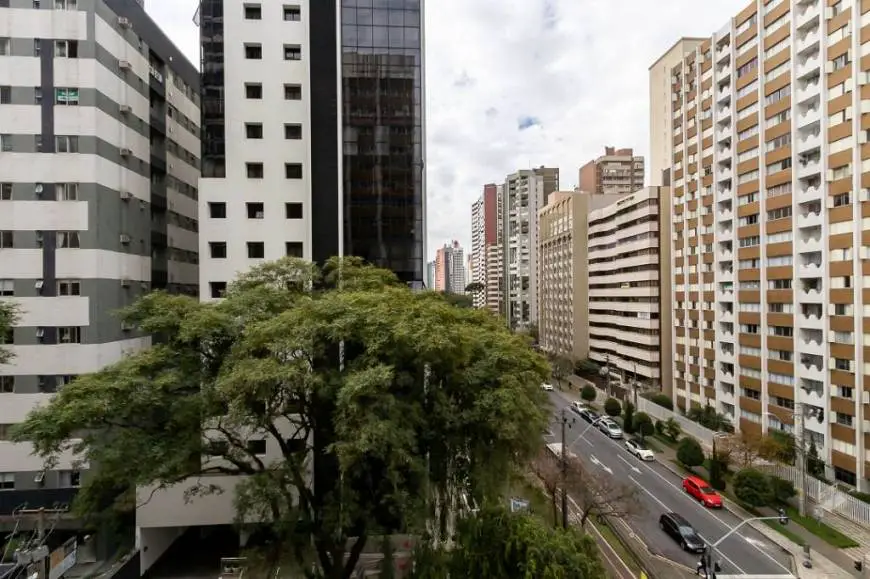 Foto 1 de Apartamento com 4 Quartos à venda, 167m² em Batel, Curitiba