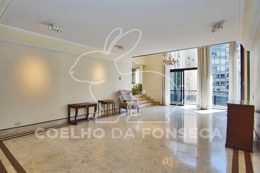 Foto 5 de Apartamento com 4 Quartos para alugar, 258m² em Jardim América, São Paulo