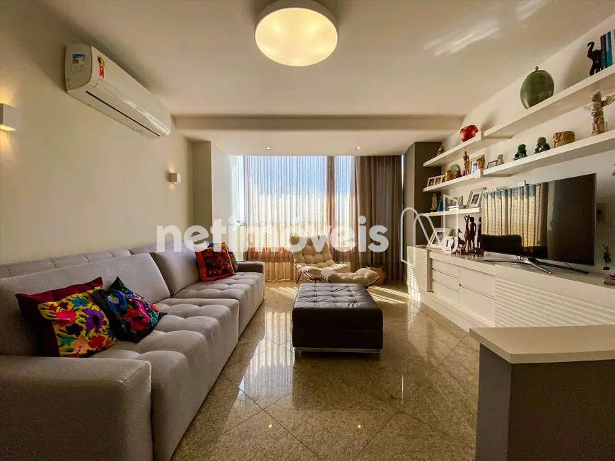 Foto 2 de Apartamento com 4 Quartos à venda, 181m² em Mata da Praia, Vitória