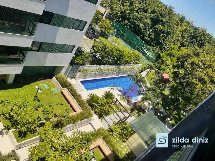 Foto 1 de Apartamento com 4 Quartos à venda, 139m² em Poço, Recife