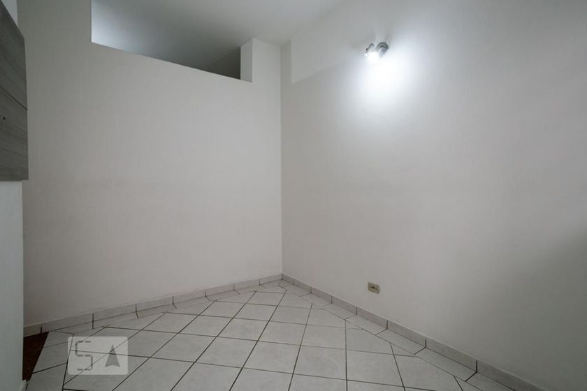 Foto 1 de Casa com 2 Quartos para alugar, 53m² em Água Fria, São Paulo