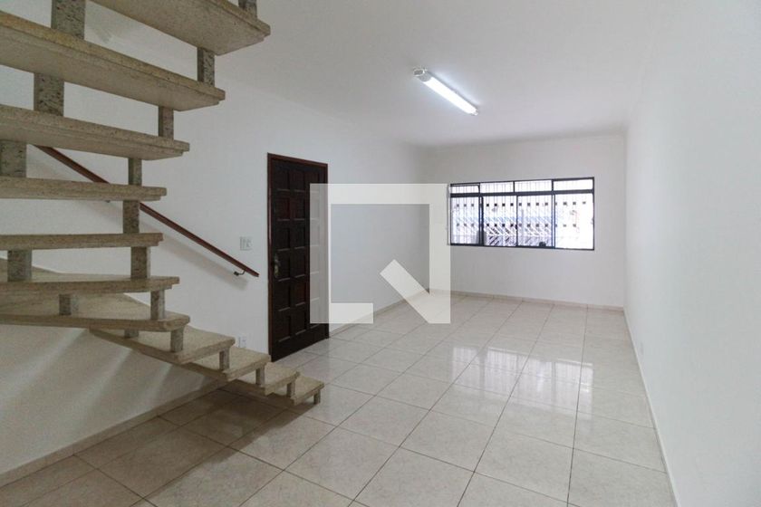 Foto 1 de Casa com 2 Quartos para alugar, 140m² em Bosque da Saúde, São Paulo