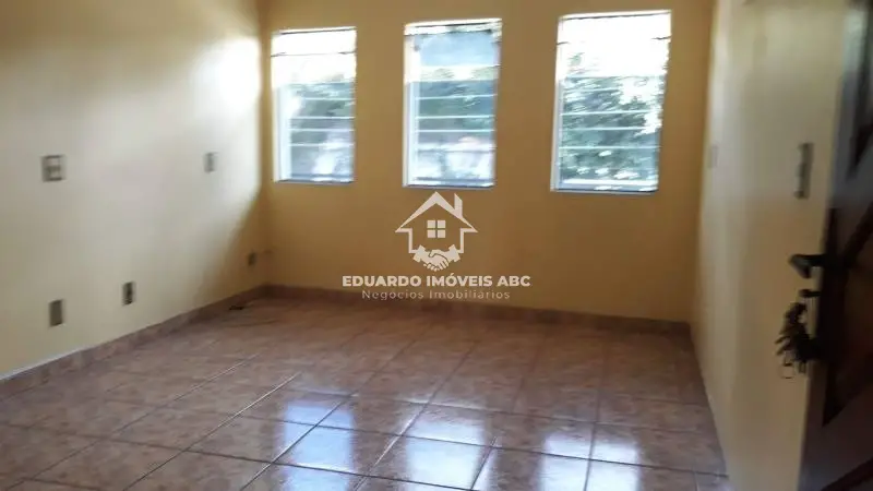 Foto 1 de Casa com 2 Quartos para alugar, 100m² em Matriz, Mauá