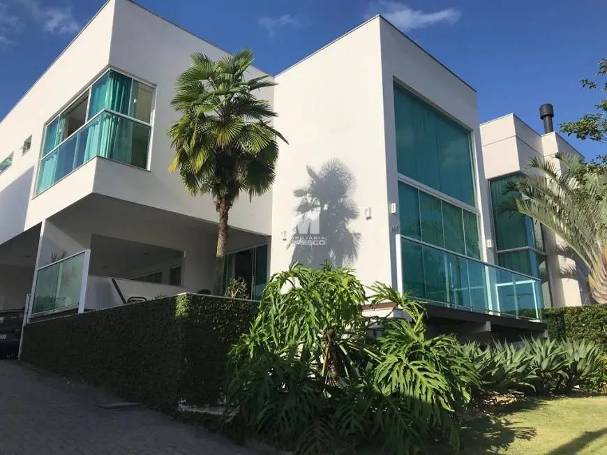 Foto 1 de Casa com 3 Quartos à venda, 232m² em Primeiro de Maio, Brusque