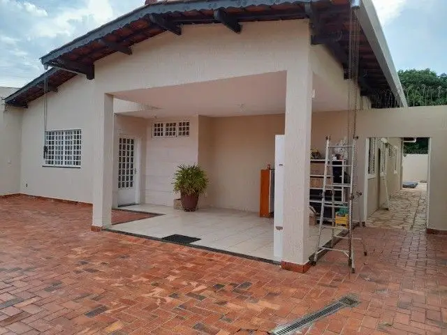 Foto 1 de Casa com 4 Quartos à venda, 450m² em Jardim América, Goiânia