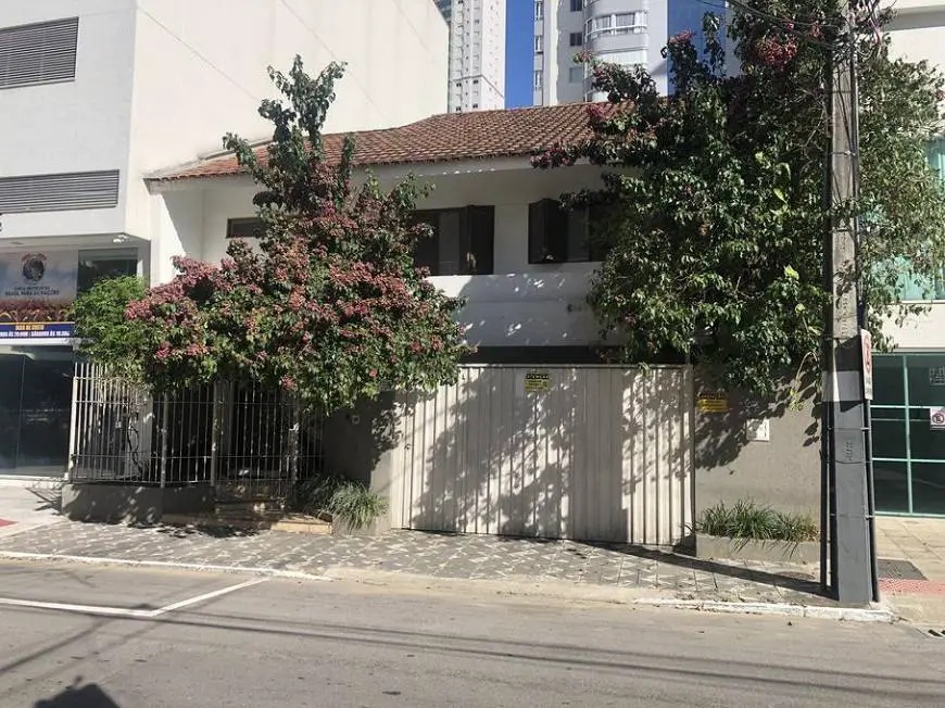 Foto 1 de Casa com 5 Quartos à venda, 524m² em Pioneiros, Balneário Camboriú