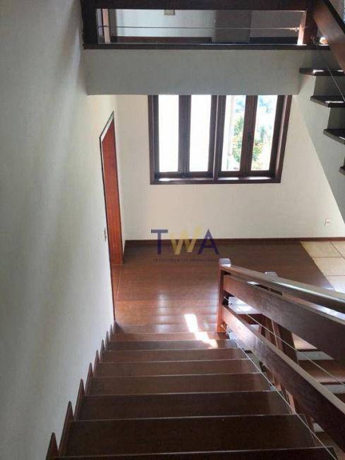 Foto 5 de Casa de Condomínio com 3 Quartos para venda ou aluguel, 525m² em Vila del Rey, Nova Lima