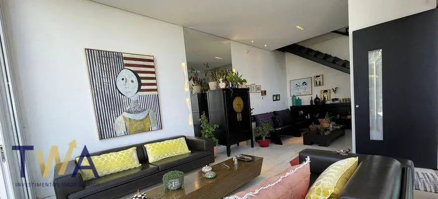 Foto 5 de Casa de Condomínio com 4 Quartos à venda, 480m² em Vila Castela , Nova Lima
