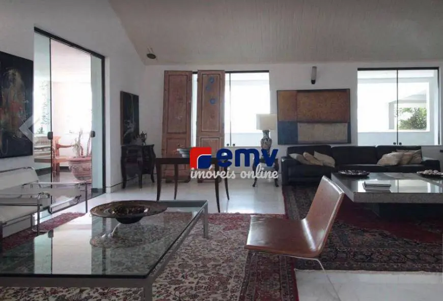 Foto 2 de Casa de Condomínio com 5 Quartos à venda, 800m² em Vila Castela , Nova Lima
