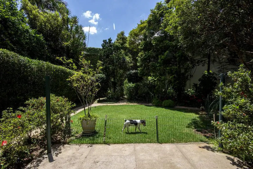 Foto 1 de Sobrado com 4 Quartos à venda, 480m² em Alto de Pinheiros, São Paulo