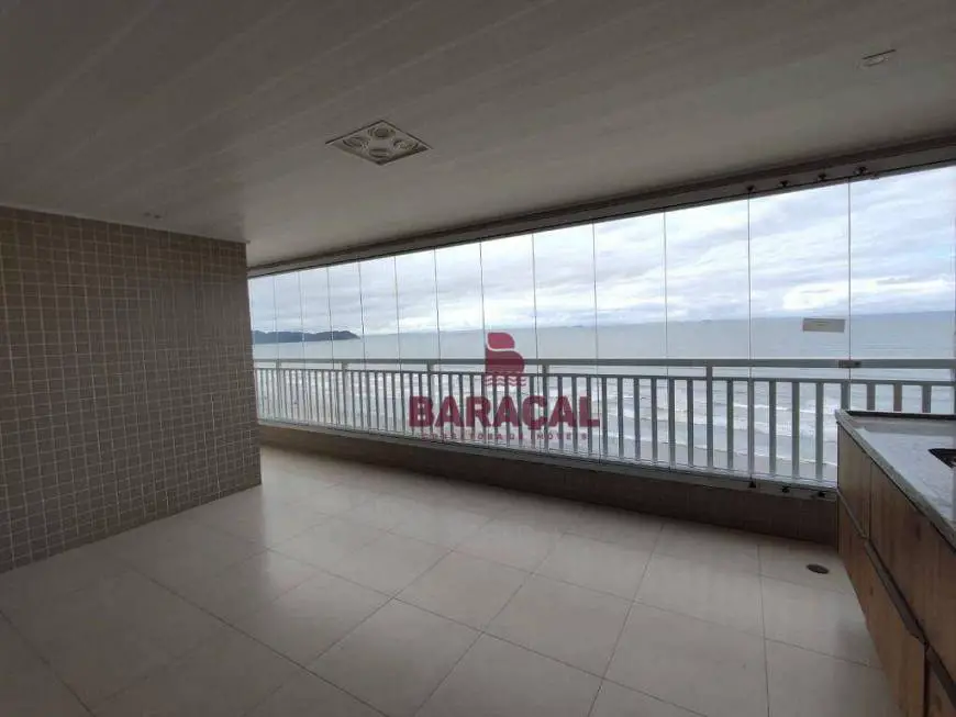Foto 1 de Apartamento com 3 Quartos para alugar, 163m² em Aviação, Praia Grande