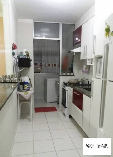 Foto 2 de Apartamento com 3 Quartos à venda, 76m² em Monte Castelo, São José dos Campos