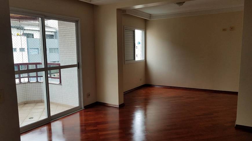 Foto 1 de Apartamento com 3 Quartos para alugar, 130m² em Vila Adyana, São José dos Campos
