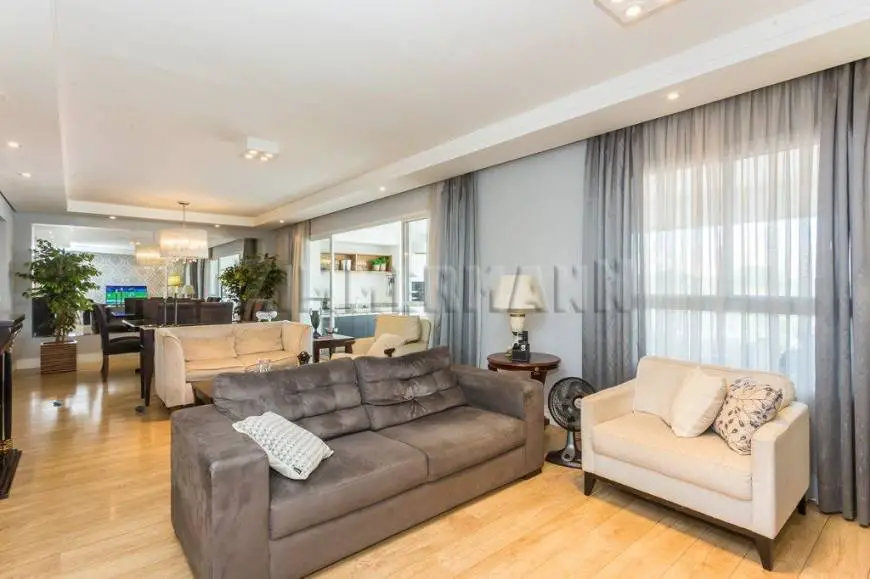 Foto 1 de Apartamento com 4 Quartos à venda, 162m² em Barra Funda, São Paulo