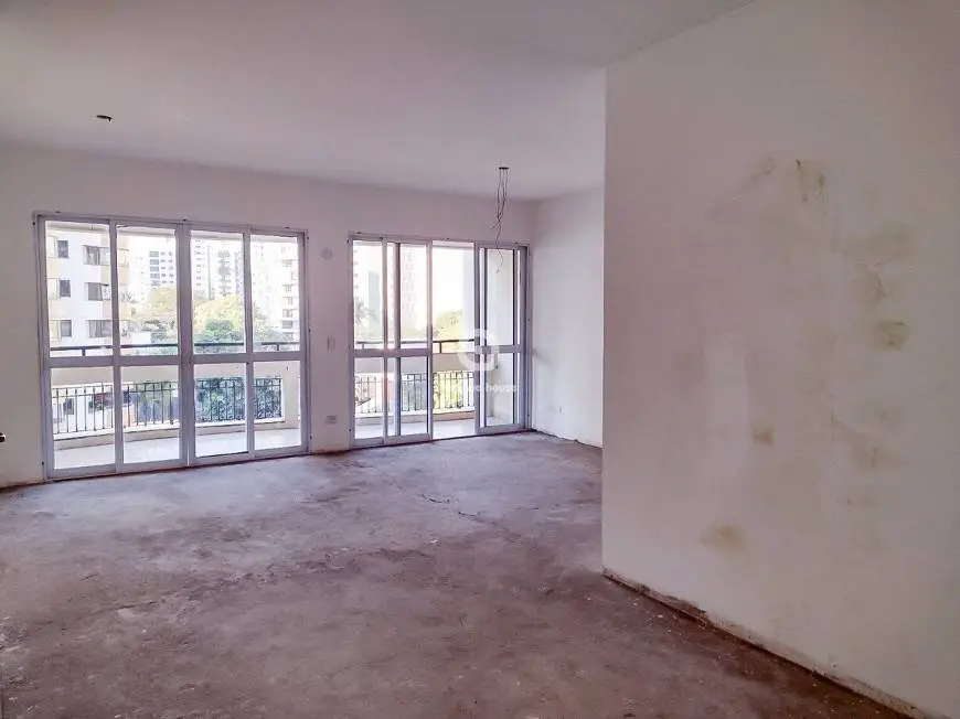 Foto 3 de Apartamento com 4 Quartos à venda, 161m² em Moema, São Paulo