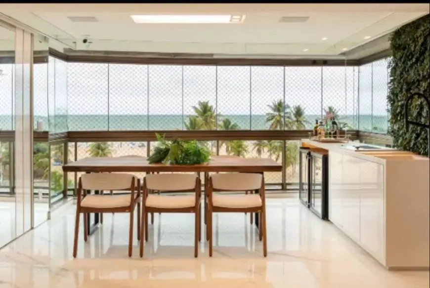 Foto 1 de Apartamento com 4 Quartos à venda, 185m² em Pina, Recife