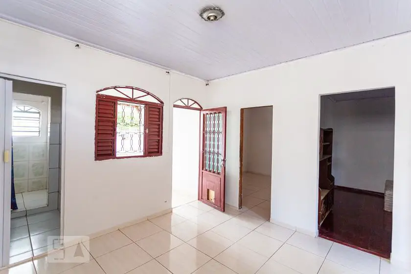 Foto 3 de Casa com 2 Quartos para alugar, 180m² em Boa Vista, Belo Horizonte