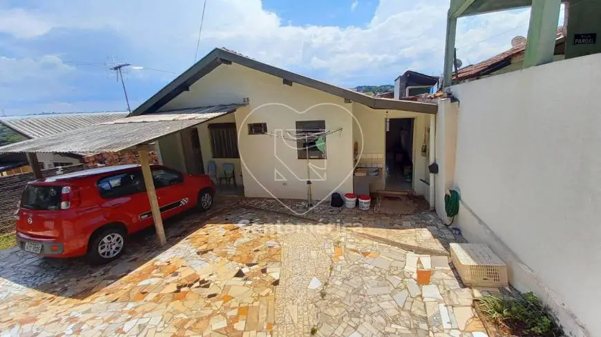 Foto 1 de Casa com 2 Quartos para alugar, 90m² em Conjunto Habitacional Violim, Londrina