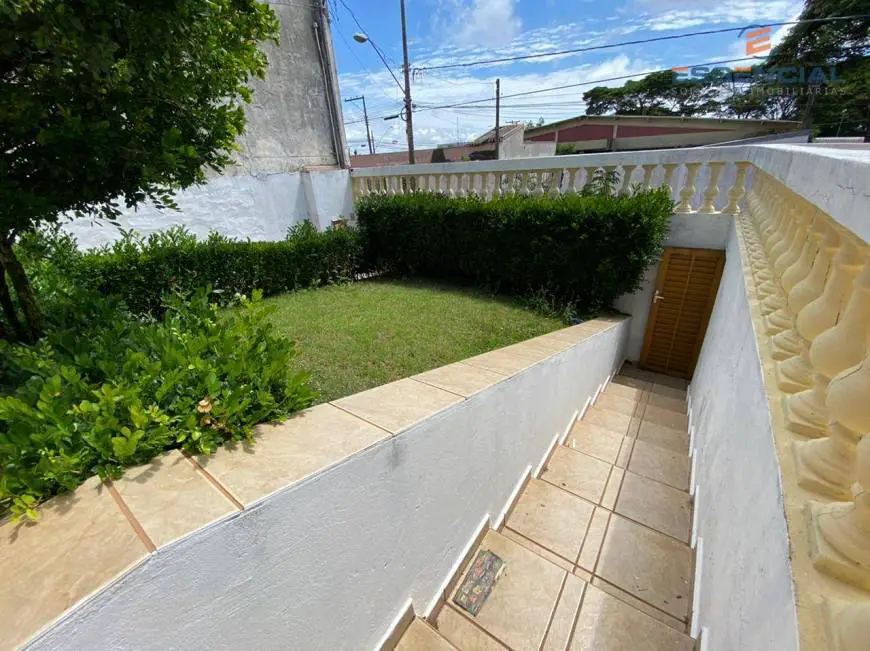 Foto 5 de Casa com 2 Quartos para alugar, 152m² em Jardim Peabiru, Botucatu
