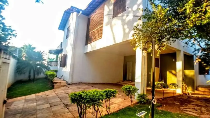 Foto 1 de Casa com 4 Quartos à venda, 580m² em Bandeirantes, Belo Horizonte