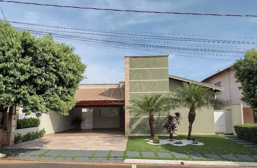 Foto 1 de Casa de Condomínio com 3 Quartos para alugar, 234m² em Jardim Residencial Maggiore, Araraquara