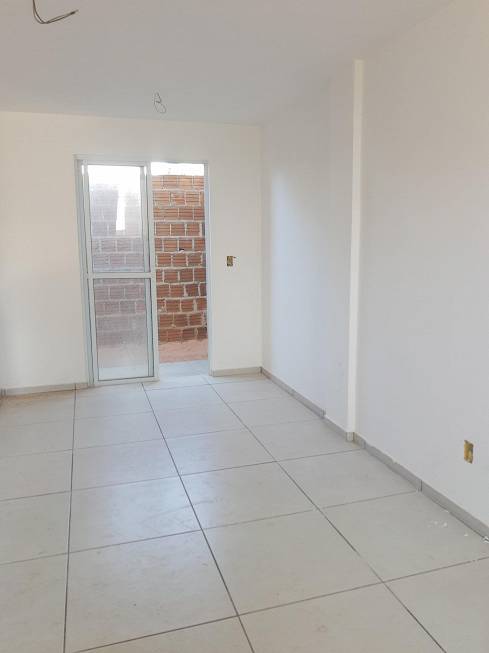 Foto 5 de Casa de Condomínio com 3 Quartos à venda, 79m² em Pajuçara, Natal