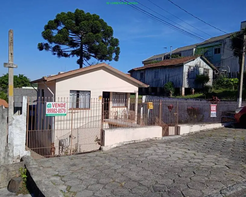 Foto 1 de Lote/Terreno à venda, 528m² em Tingui, Curitiba