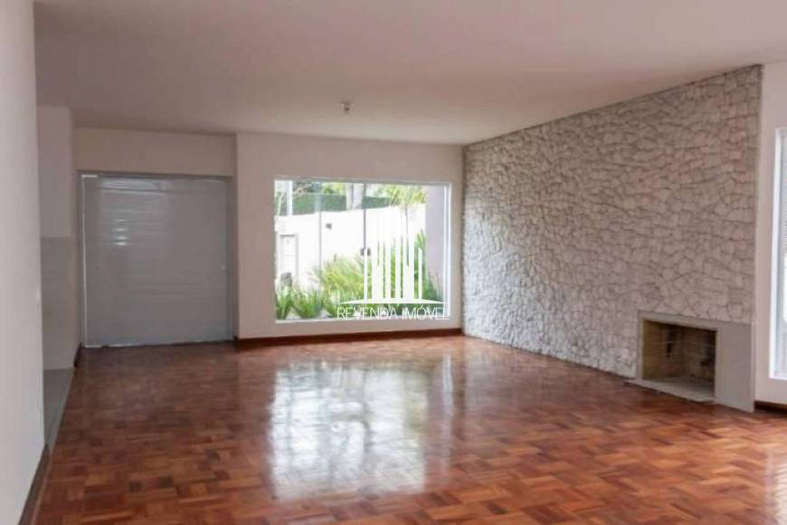 Foto 4 de Sobrado com 7 Quartos para alugar, 500m² em Pacaembu, São Paulo