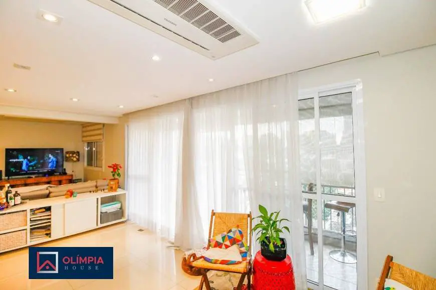 Foto 1 de Apartamento com 3 Quartos para alugar, 131m² em Campo Belo, São Paulo