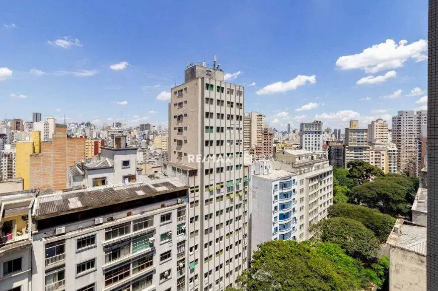 Foto 1 de Apartamento com 3 Quartos à venda, 84m² em República, São Paulo