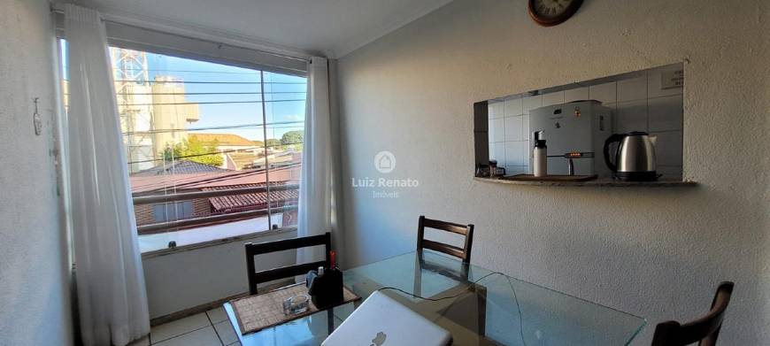 Foto 3 de Apartamento com 3 Quartos para alugar, 71m² em Santa Tereza, Belo Horizonte
