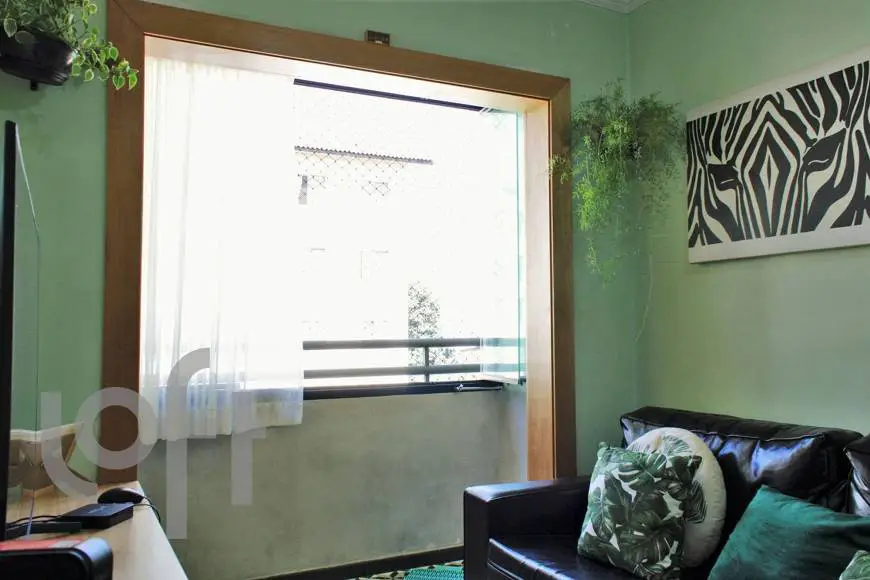 Foto 1 de Apartamento com 3 Quartos à venda, 70m² em Vila Palmeiras, São Paulo