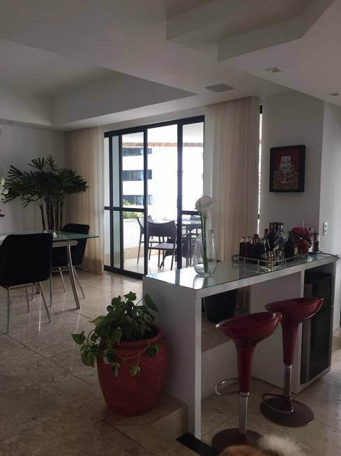 Foto 4 de Apartamento com 4 Quartos à venda, 200m² em Caminho Das Árvores, Salvador