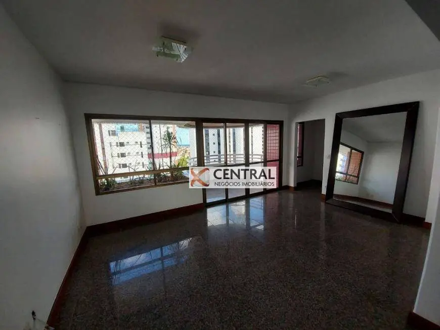 Foto 3 de Apartamento com 4 Quartos para alugar, 160m² em Cidade Jardim, Salvador