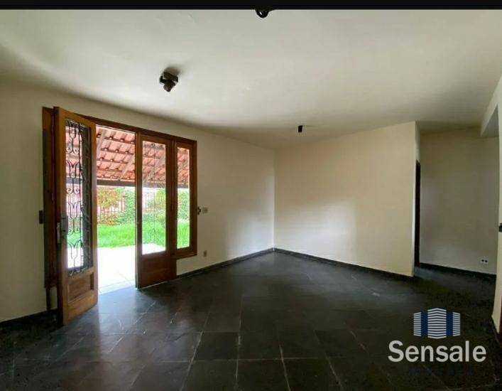 Foto 1 de Casa com 3 Quartos para alugar, 186m² em Buritis, Belo Horizonte