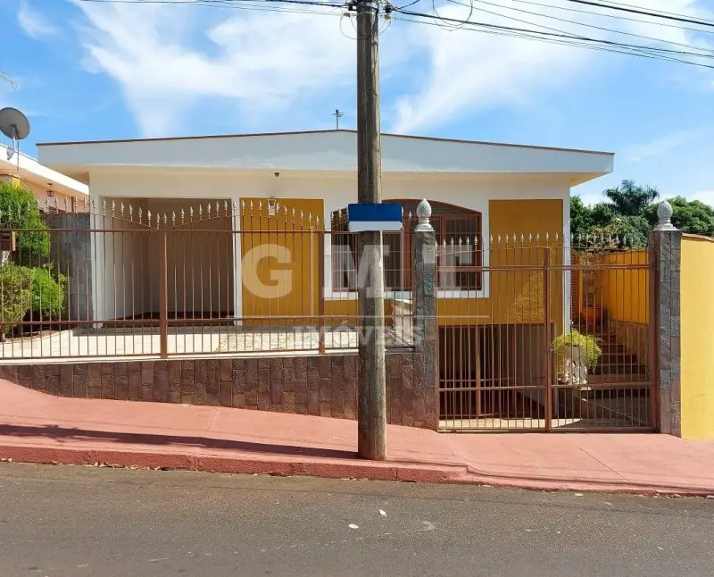 Foto 1 de Casa com 3 Quartos para alugar, 149m² em Jardim Paulistano, Ribeirão Preto