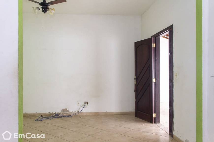 Foto 2 de Casa com 3 Quartos à venda, 240m² em Piratininga, Niterói